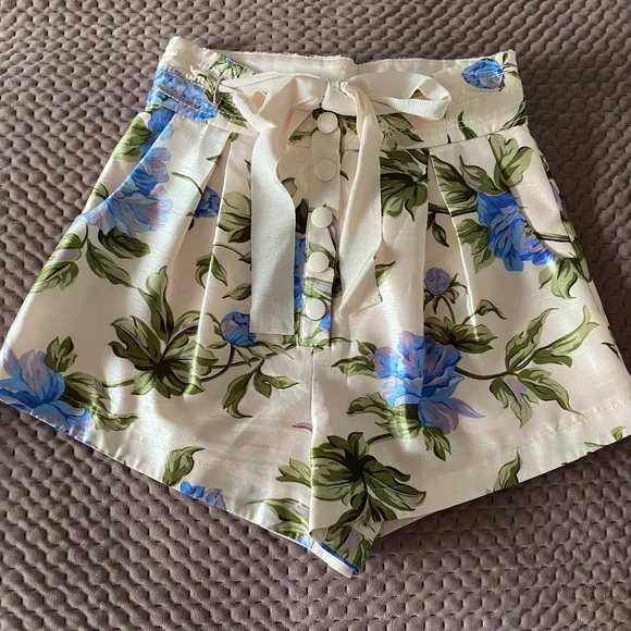 Alice Mcall Wildflower Shorts - Picture 1 of 4